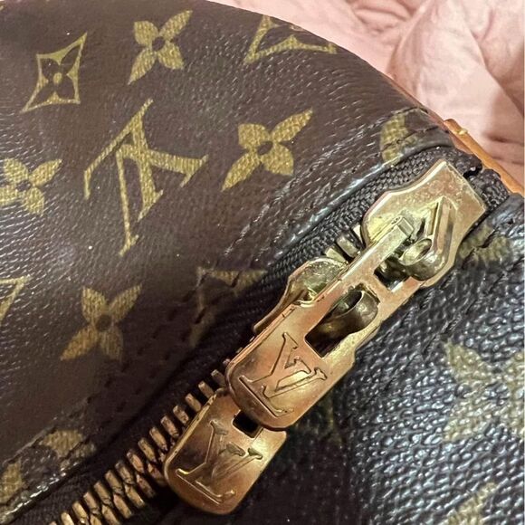 Louis Vuitton Brown Monogram Duffel Bag - Picture 5 of 8